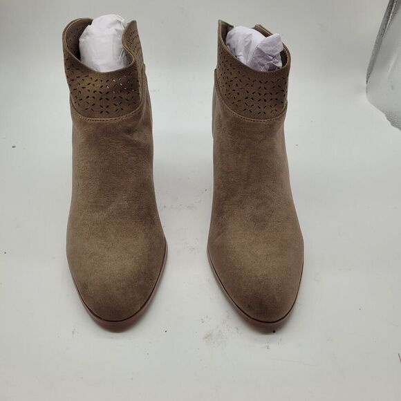 NEW Violet & Red Womens Jackson Lazer Cut Topline Booties tan taupe Size US 8 - Picture 2 of 8